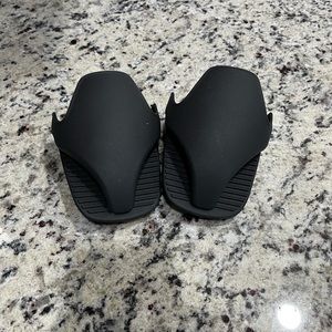Pampered Chef Silicone Mini Oven Mitts